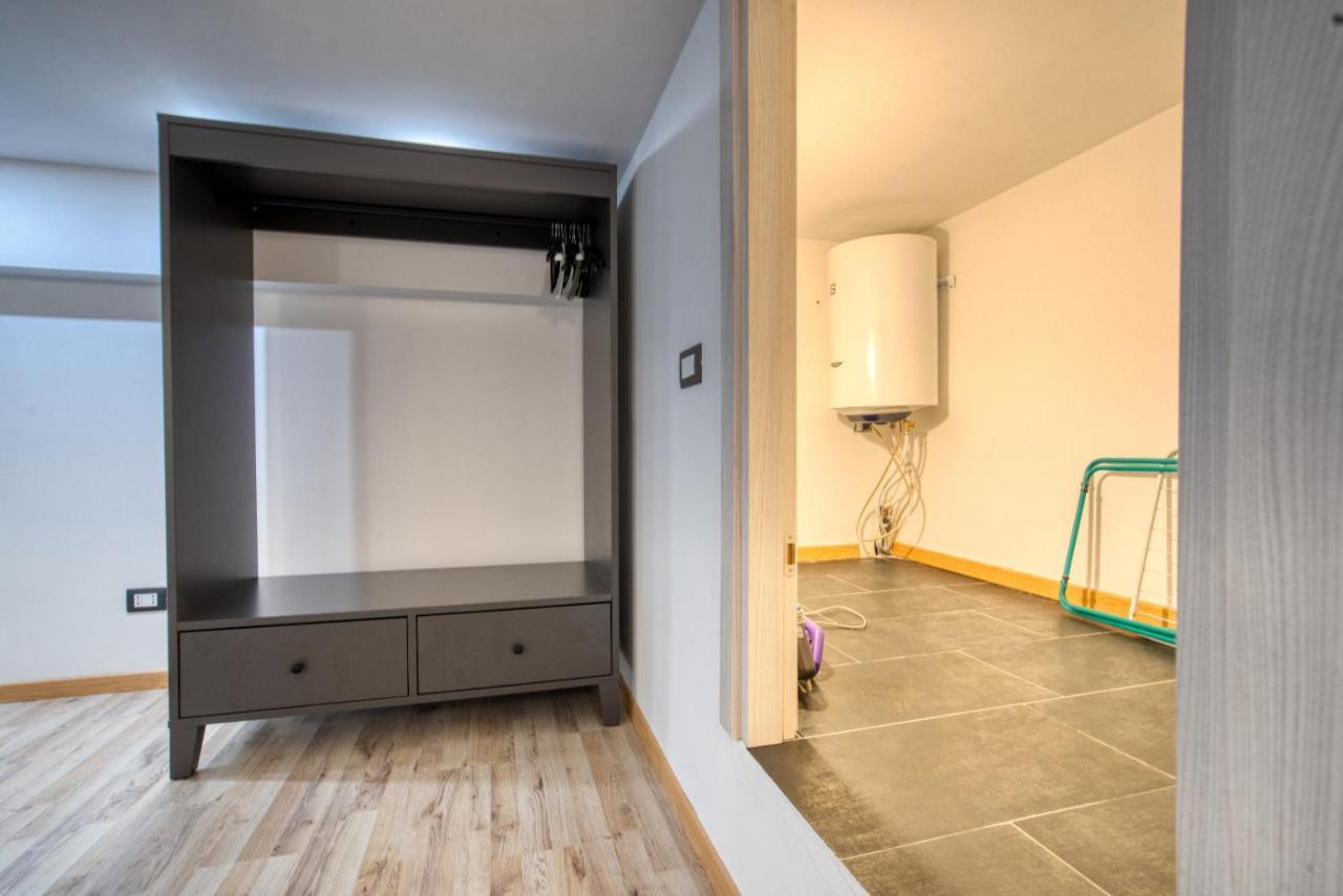 Apartment Emo 19 Милано Екстериор снимка